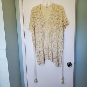 Crocheted Drapy Women's Lagenlook Top Sz Med Tassels 100% Polyester Cream